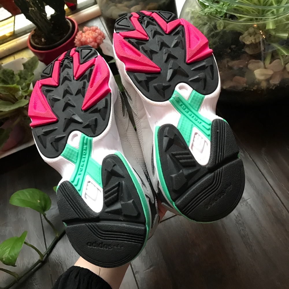 Adidas Falcon Sneakers - Picture 9 of 10